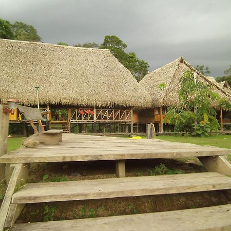 Aguas Negras River Lodge Puerto Montufar Exterior photo